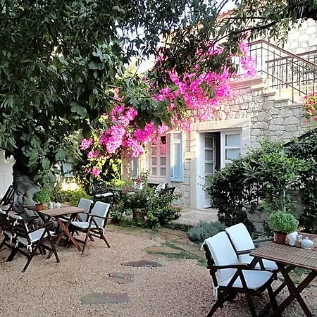 Incirliev - Special Category Hotel Alaçatı